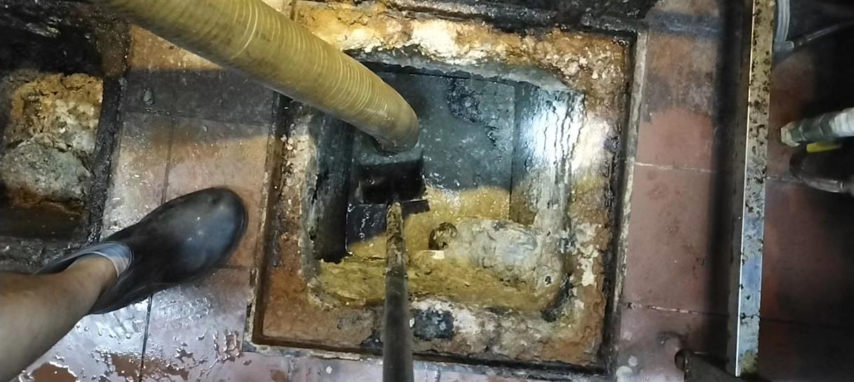 沈丘污水池清理一般都有毒气，怎么预防中毒呢？