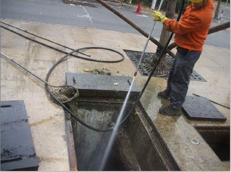 沈丘池底污泥如何清理