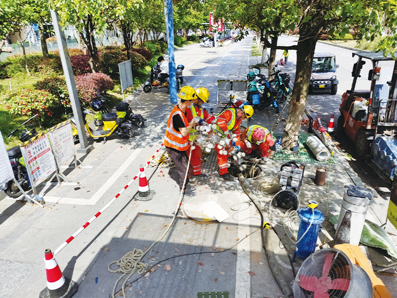  沈丘UV-CIPP紫外光固化修复